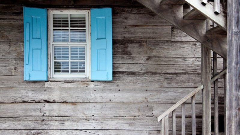 Comment restaurer des fenêtres en bois ?